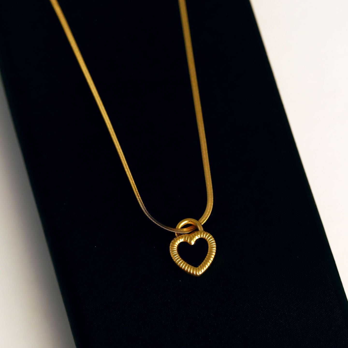 Double Side Heart Pendant Necklace